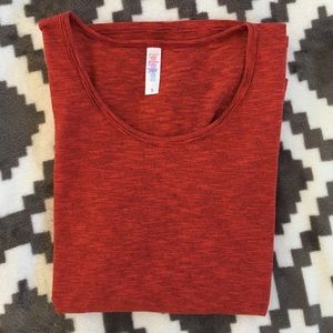 LuLaRoe classic tee